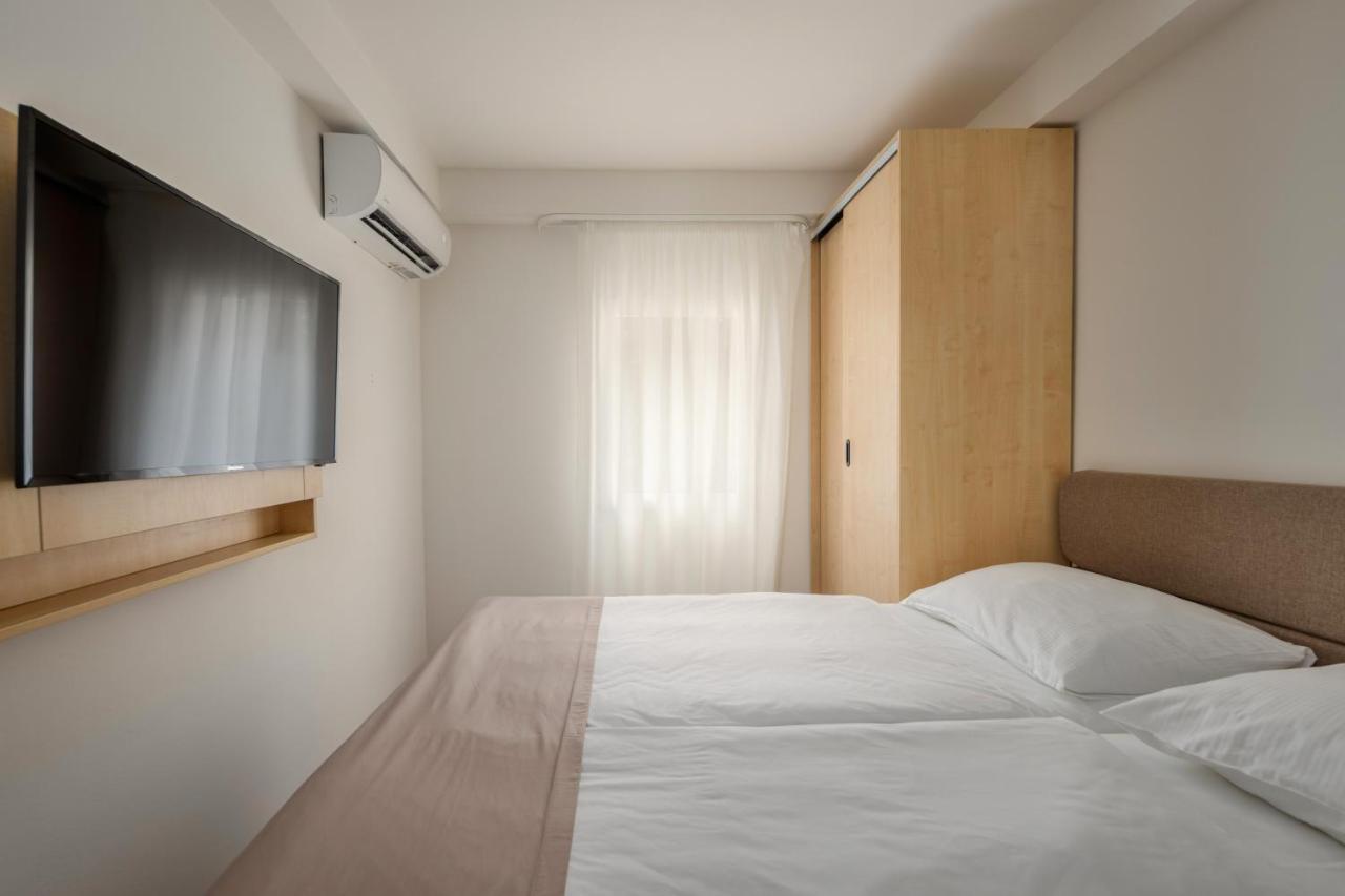 Hotel Delfin Omišalj Εξωτερικό φωτογραφία