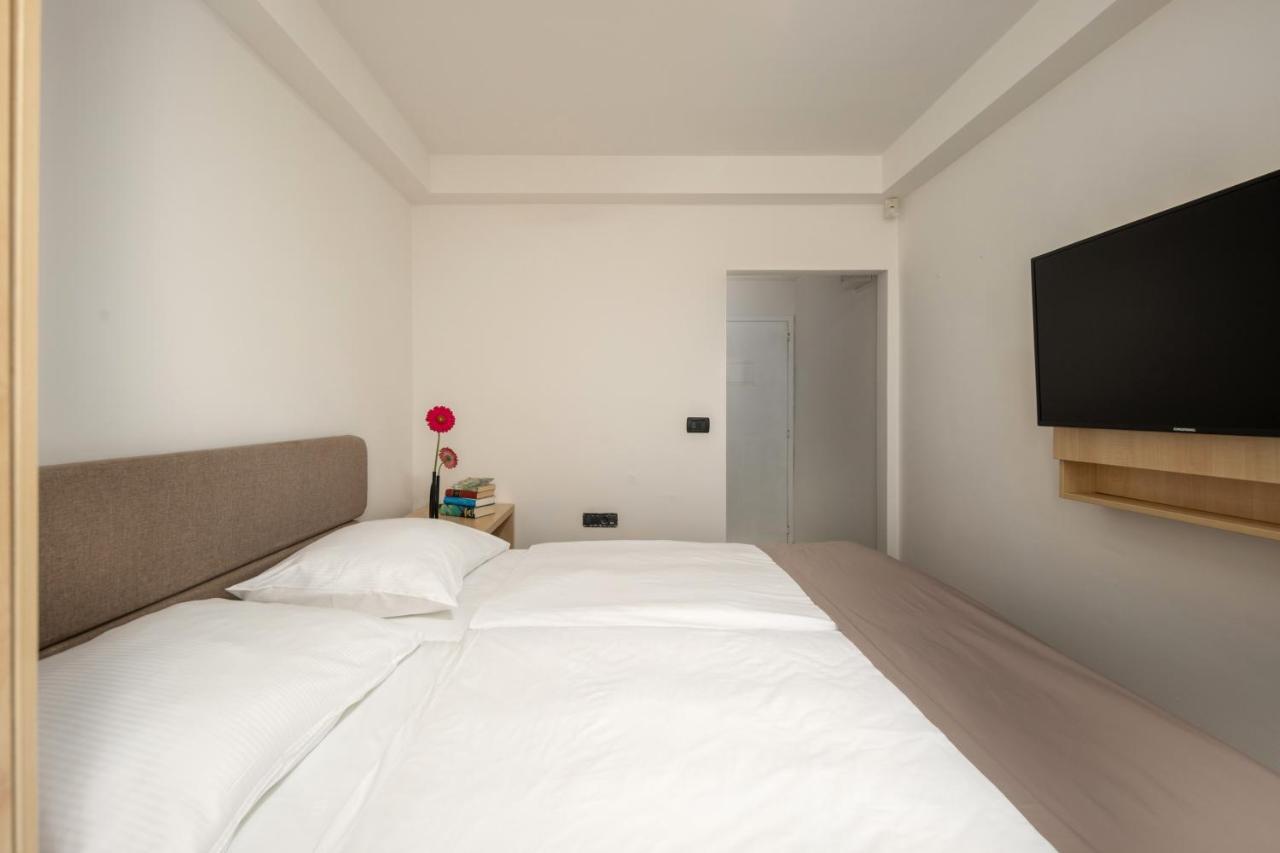 Hotel Delfin Omišalj Εξωτερικό φωτογραφία