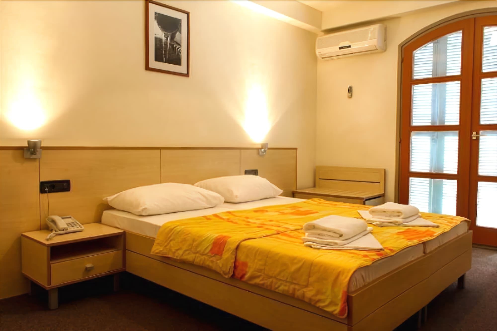 Hotel Delfin Omišalj Εξωτερικό φωτογραφία